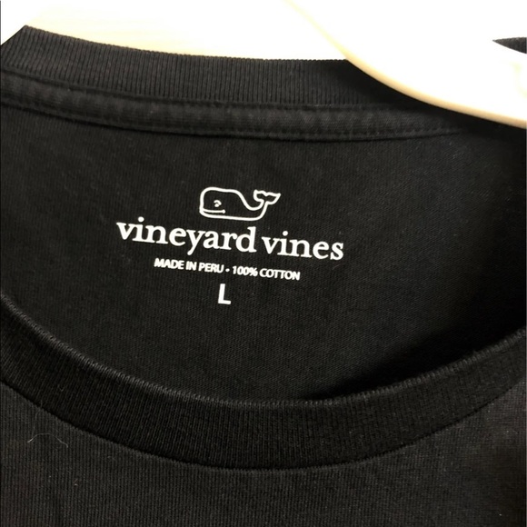 Vineyard vines t-shirt - Picture 2 of 4